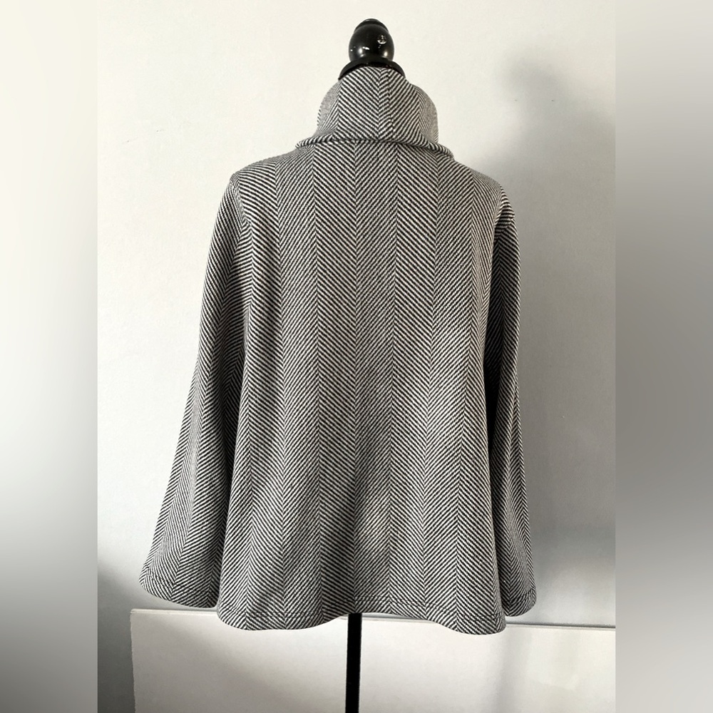 J.Crew Pullover - image 3